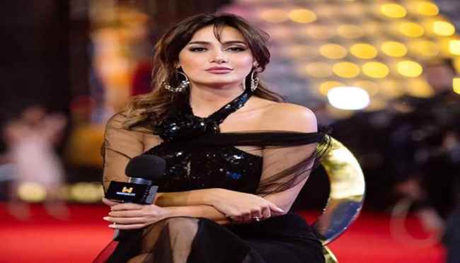 بعد الفستان المكشوف.. للفنانة حلا شيحة تثير الجدل بإطلالة جديدة