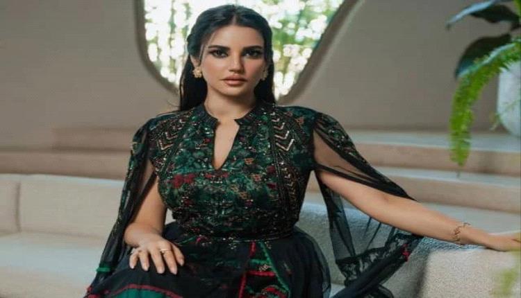 هجوم على الفنانة  درّة بسبب تعليق!