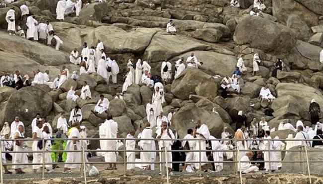 أول تعليق رسمي سعودي على وفاة أكثر من 1100 حاج في مكة المكرمة
