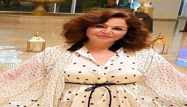 الفنانة إلهام شاهين توجه رسالة لماغي بو غضن والأخيرة تردّ