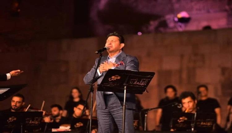 المطرب هاني شاكر يستذكر إبنته الراحلة بصورة