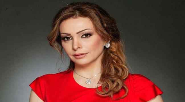 تفاصيل خلع أمل حجازي الحجاب