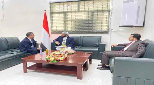 وزير الأوقاف يلتقي السفير الليبي ويبحث معه أوجه التعاون المشترك