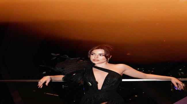 الممثلة سارة أبي كنعان تردّ على شائعة حملها بفيديو ساخر