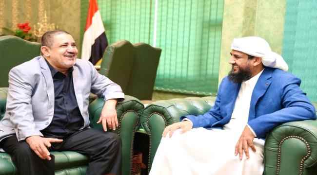 المحرمي يلتقي العيسي