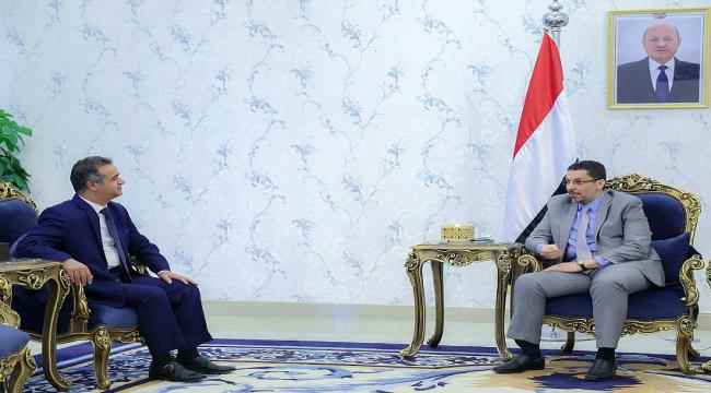 رئيس الوزراء بن مبارك يستقبل في عدن السفير الليبي