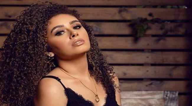 الفنانة الشابة ريم أحمد تكشف عن وصية والدتها لها قبل وفاتها