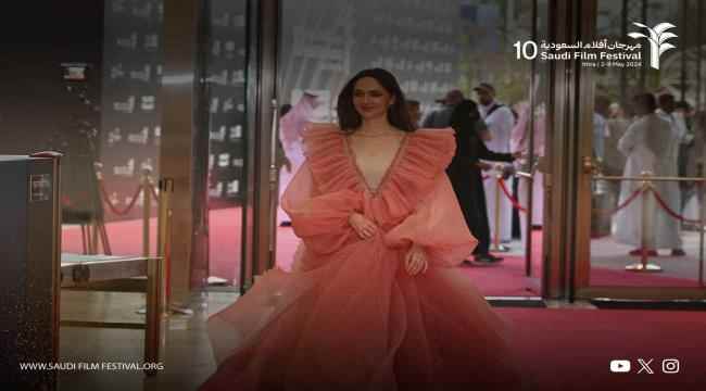 أبرز إطلالات نجمات الخليج في "مهرجان أفلام السعودية"