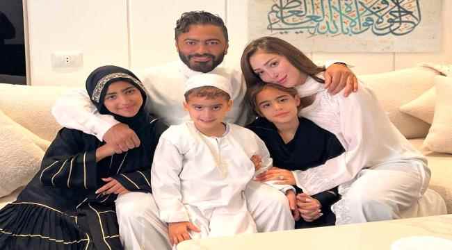 المطرب تامر حسني بصحبة بسمة بوسيل يوجّه رسالة دعم لابنته تاليا