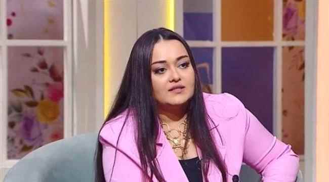 الفنانة راندا البحيري تكشف سبب ظهورها بوزن زائد