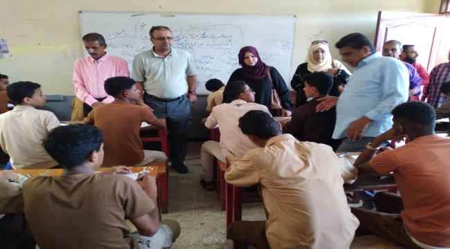 القيادة السياسية دائرة وإدارة التعليم بالمجلس الانتقالي تتفقد سير اختبارات النقل للعام الدراسي 2023-2024-م  بالعاصمة عدن