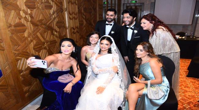 المطرب سامح يسري يحتفل بزفاف ابنته في حضور نجوم الفن والإعلام