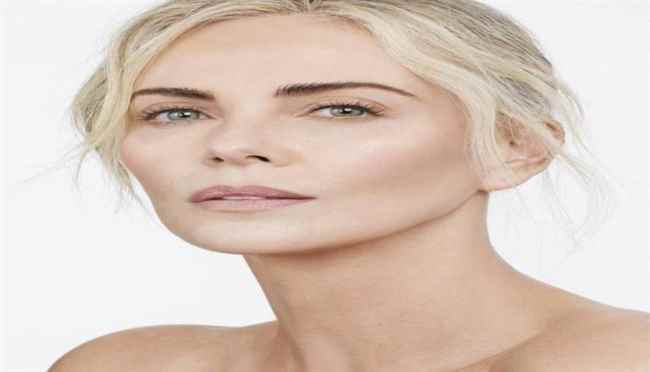تشارليز ثيرون سفيرة Dior للعناية بالبشرة والمجوهرات