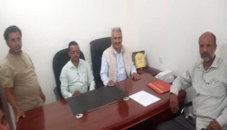 الهيئة الإدارية لمنتدى القشم الثقافي التنموي تفتتح مقر إدارة المنتدى بمدينة العوابل وتعقد اجتماعها الدوري الثالث