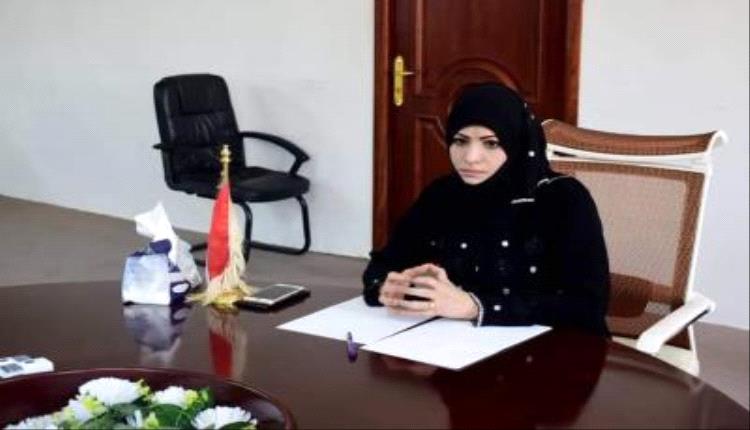 الدكتورة إيلان وترهل الابدان حكاية تعيشها تعز في واقع غريب اشبه بافلام نهاية العالم وقارب نجاه لا يحمل سوى ايلان واهلها