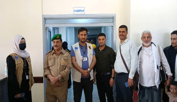 محافظ الضالع يدشن العمل بقسم الطوارئ بالمستشفى المركزي