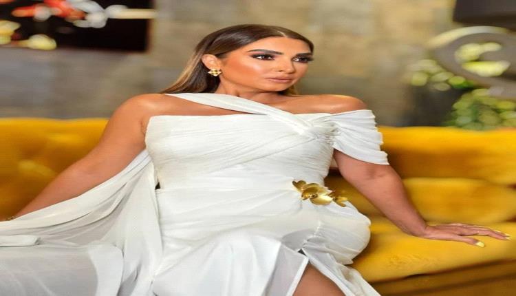 الفنانة روجينا تردّ على اتّهامها بالعمل في الفن بالوساطة