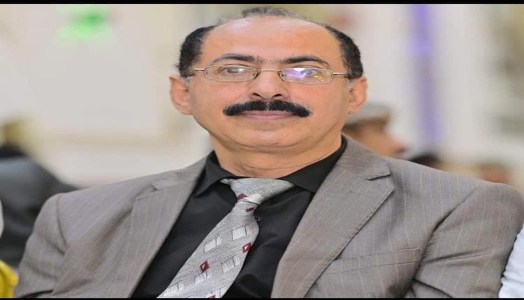 ناقد وأستاذ جامعي يفضح  خالد الرويشان ويكشف عن سر خطير اخفاه لسنوات