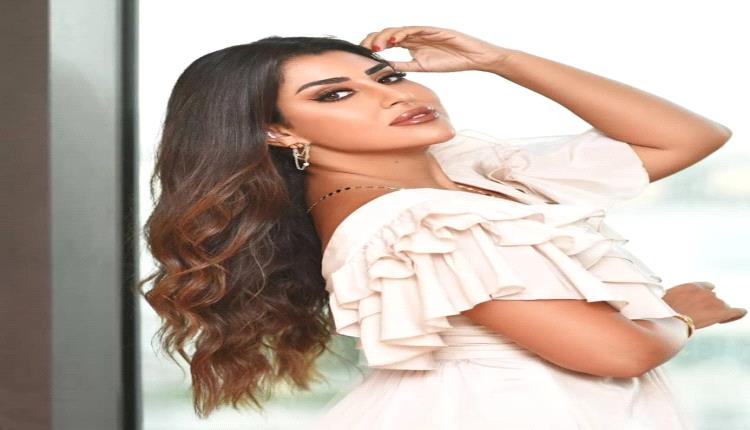 الفنانة آيتن عامر تدافع عن ظهورها على "تيك توك"