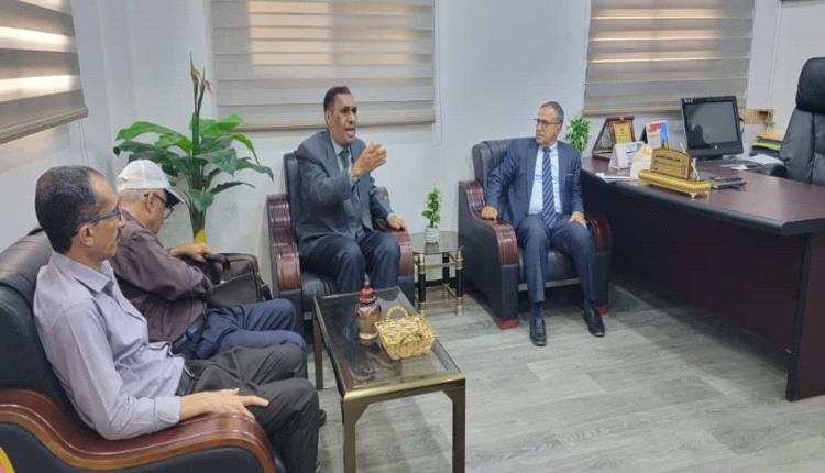 رئيس جامعة عدن يناقش الترتيبات النهائية لفعالية "جسر الثقافة الصينية" بكلية اللغات والترجمة
