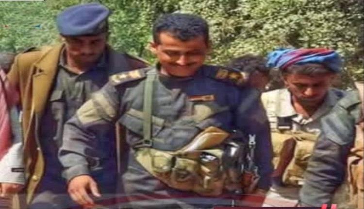 شرطة تعز تضبط 3 متهمين باغتيال مدير شرطة التعزية (النقيب)
