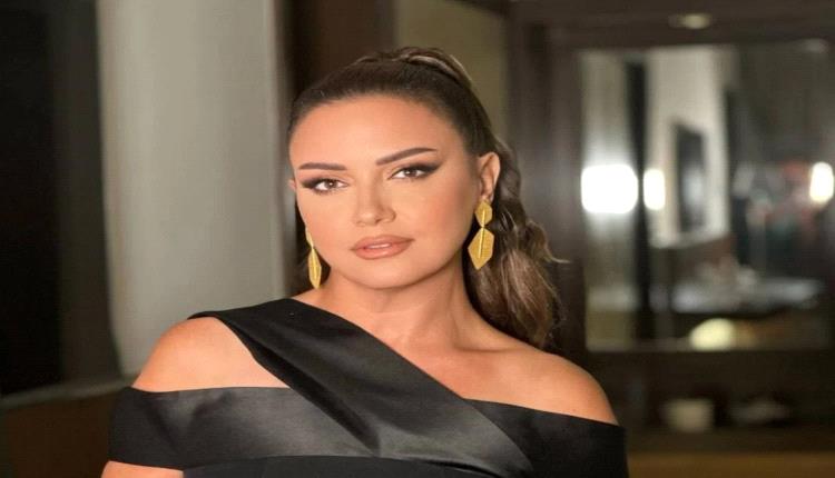 ريهام عبد الغفور تدعم منى زكي وتوضح موقفها من الانتقادات الأخيرة