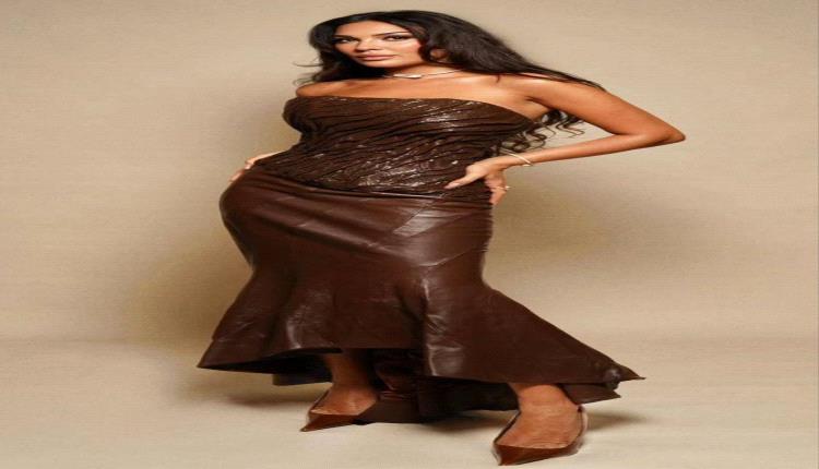 صيحة الشتاء 2026: النجمات العربيات يتألقن بالجلد بأسلوب جريء وفاخر