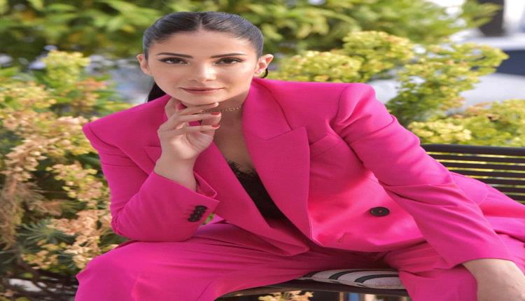 بالفيديو.. منى زكي تدافع عن "الست": أي جدل حوله يشرفني