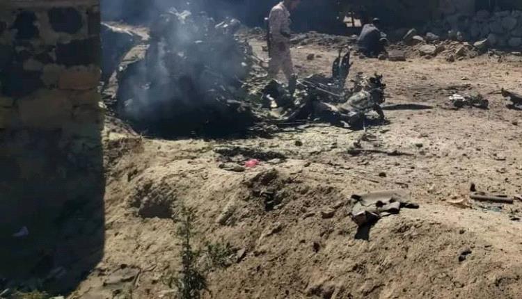 تعز.. انفجار عبوة ناسفة في سيارة  تقف بجوار سور إدارة أمن مديرية الشمايتين