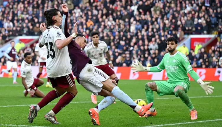 أستون فيلا يسقط آرسنال بفوز درامي.. ويقدم هدية للسيتي