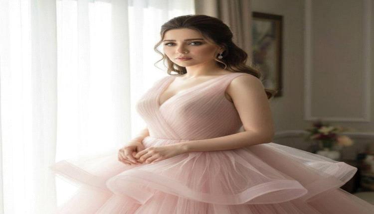 عرفان وحبّ: مي عز الدين تقدّم تحية لسوسن بدر على أثرى مسيرتها الفنية