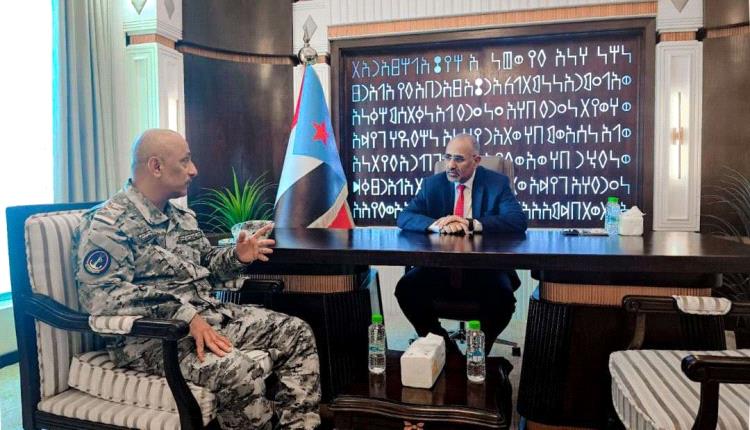 الرئيس الزُبيدي يطّلع على جاهزية قوات خفر السواحل