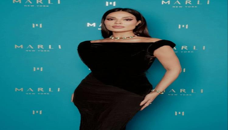 أسلوب ملكي: نادين نسيب نجيم تبهر الجميع بفستان بسيط ومجوهرات راقية!