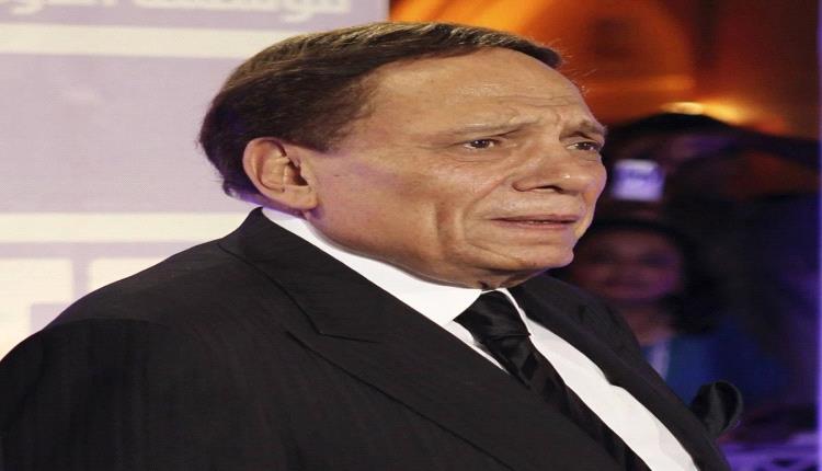 رسائل دعم ومواساة تنهال على عادل إمام بعد وفاة شقيقته