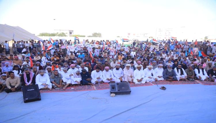 المهرة : سيحوت تعزز زخم اعتصام الغيضة المفتوح بحشود جماهيرية واسعة