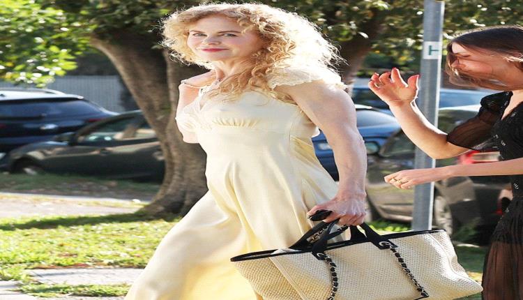 نيكول كيدمان تخطف الأضواء بأسلوبها الطبيعي وحقيبة شانيل الأيقونية