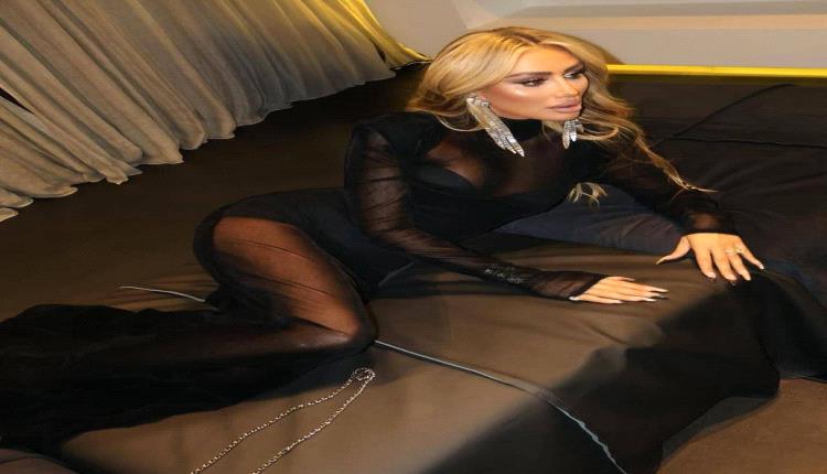 الشيفون يتألق: كيف تختار النجمات هذه الصيحة لموسم الاحتفالات؟