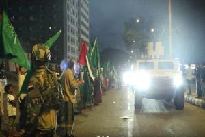 عاجل: وصول وفد سعودي إماراتي الى قصر معاشيق في عدن