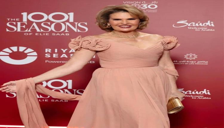 الفنانة يسرا تهنئ جمهورها بالعام الجديد