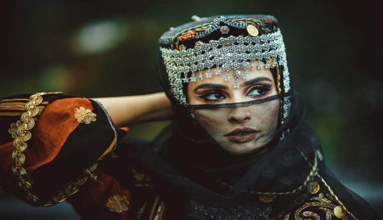 القصة الكاملة للسجال بين ملكة جمال اليمن ونشطاء ومتابعي منصات التواصل الاجتماعي