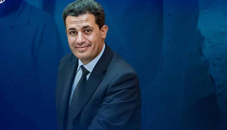 بعد عامين في سجون الحوثي..أكاديمي يمني يروي تفاصيل مؤلمة تعرض لها في زنازين المليشيات
