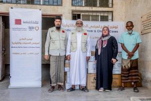 جمعية الحكمة اليمانية الخيرية توفّر أدوية لعلاج الحميات والكوليرا لمكتب الصحة بساحل حضرموت