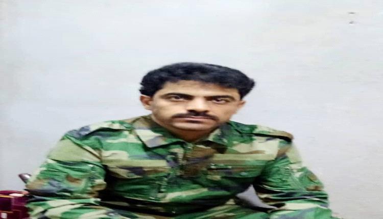 العميد الغنيمي يقوم بزيارة عيدية إلى المواقع الأمامية للواء الأول محور سبأ في حريب