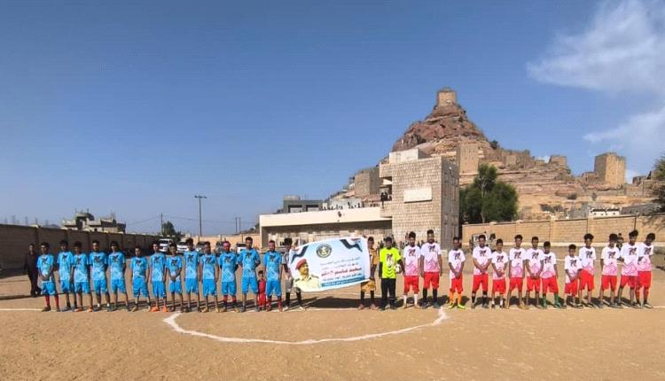 الهلال يتغلب على التلال في إنطلاق بطولة أربعينية شهيد الواجب العقيد سعيد قاسم الحكم