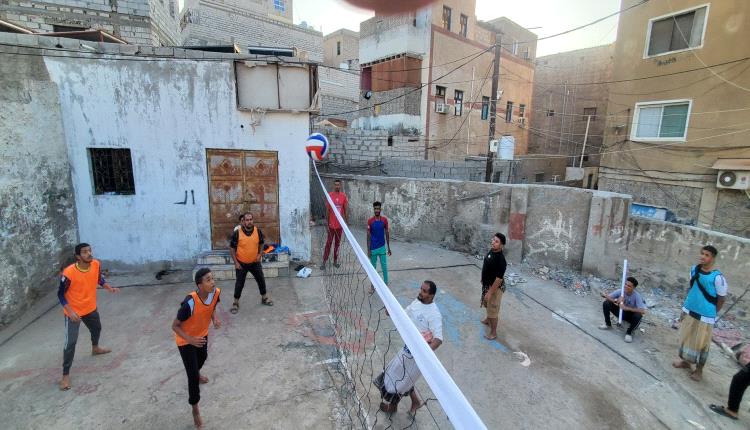 الحياة يهزم جوهر في افتتاح دوري كرة الطائرة الرمضاني للفرق الشعبية بكريتر .