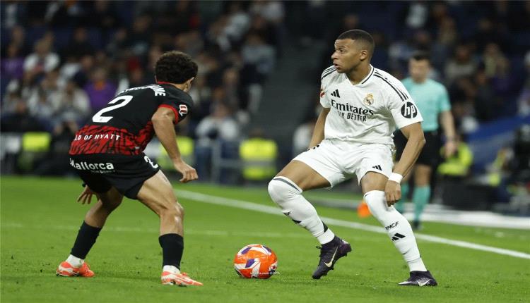 ريال مدريد يحقق فوزًا دراماتيكيًا على مايوركا بفضل هدفين في الوقت القاتل