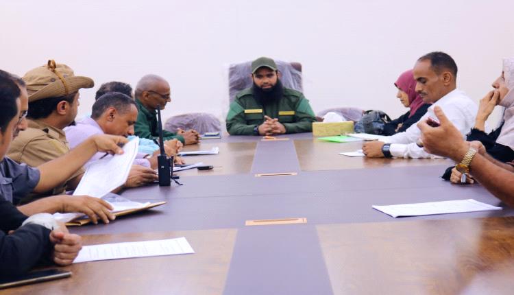 إدارة أمن عدن تحتضن اجتماعًا موسعًا بمشاركة مكافحة المخدرات في الأحزمة الأمنية وأمن عدن ووزارة الصحة