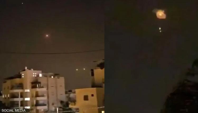 الحوثيون يعلنون استهداف مطار بن غوريون في إسرائيل بصاروخين
