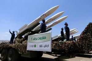 ترامب والحوثيون: صفقة بحرية هشة تفتح الباب أمام تصعيد بري في اليمن