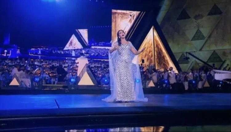 لحظة فنية خالدة: السوبرانو فاطمة سعيد تشعل أجواء افتتاح المتحف الكبير!